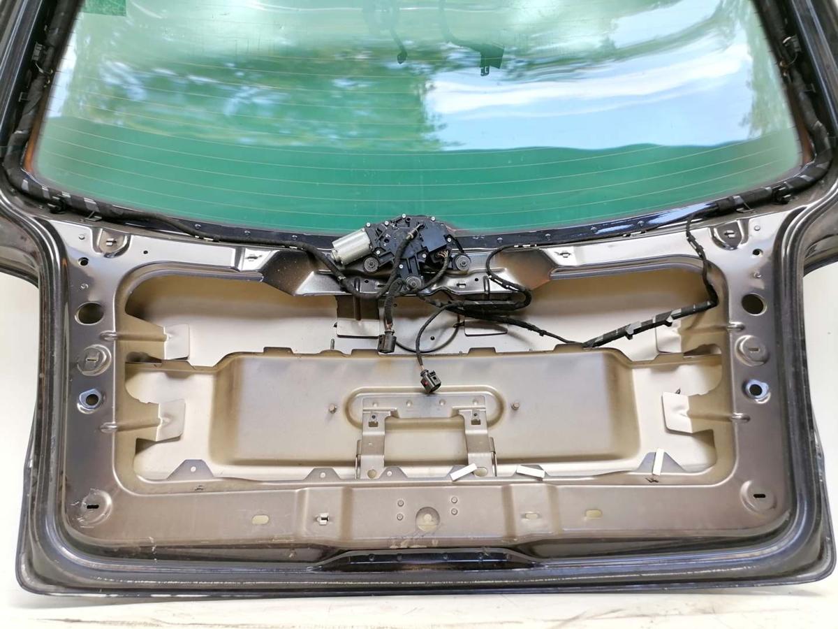 VW Touran 1T original Heckklappe mit Heckscheibe LC9Z Black Magic Bj.2004